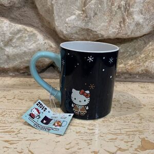 Hello kitty color changing mug